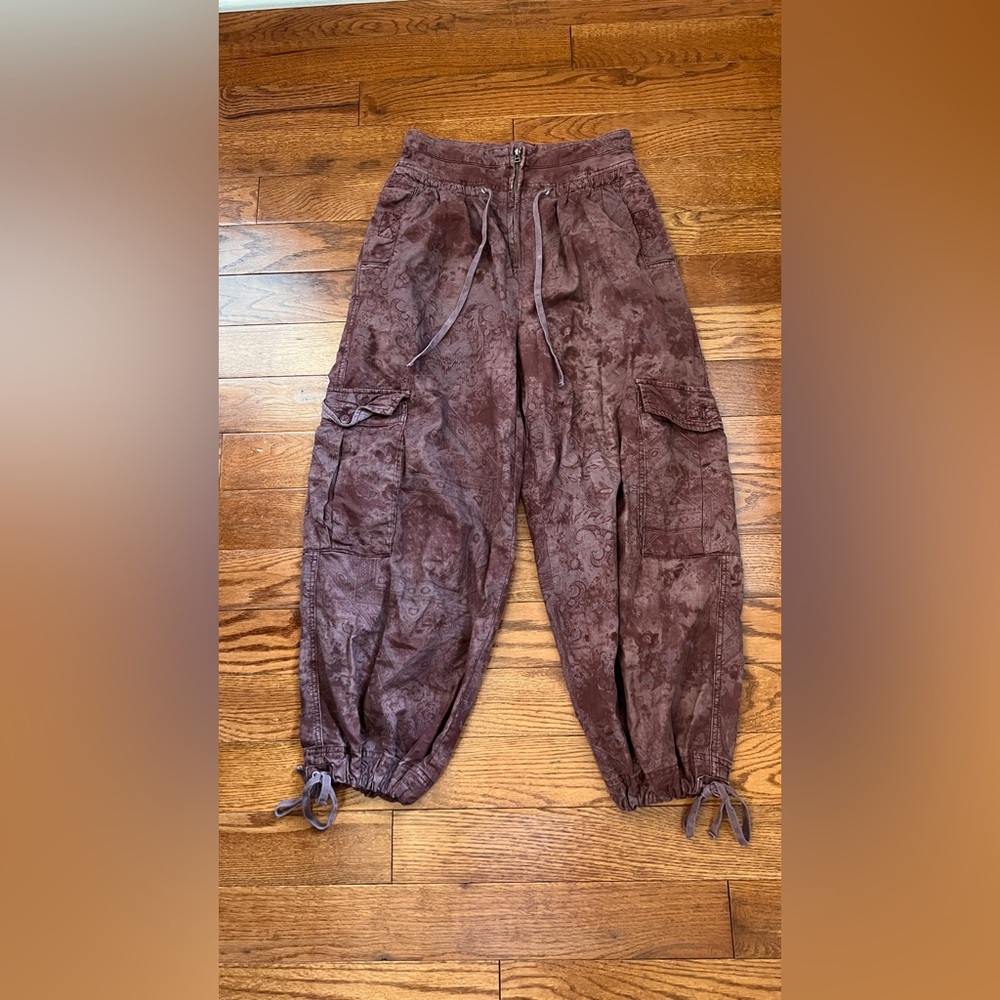 Free People Fly Away Printed Parachute Pants Sz 2